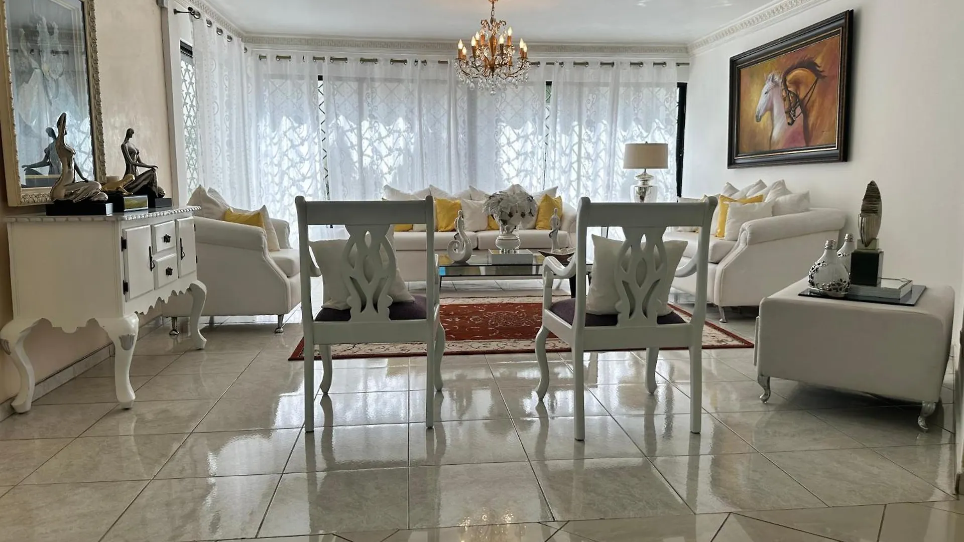 Homestay Mia Casa Alameda Apartment Santo Domingo