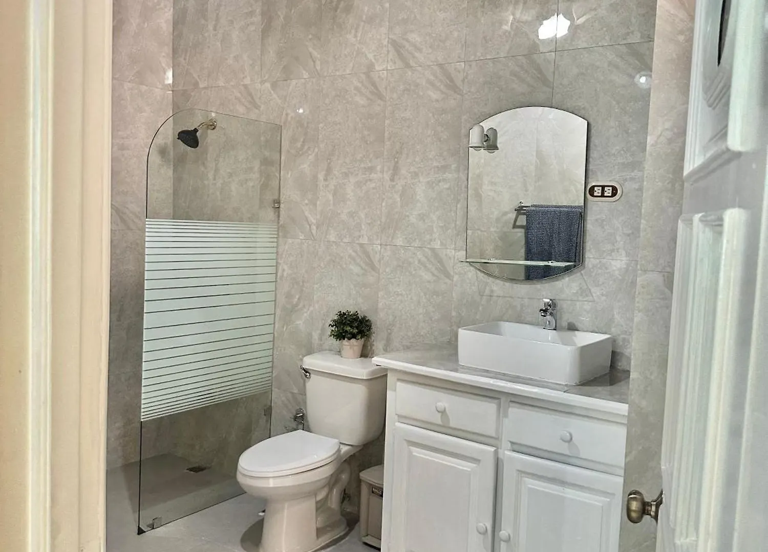 Mia Casa Alameda Apartment Santo Domingo Homestay