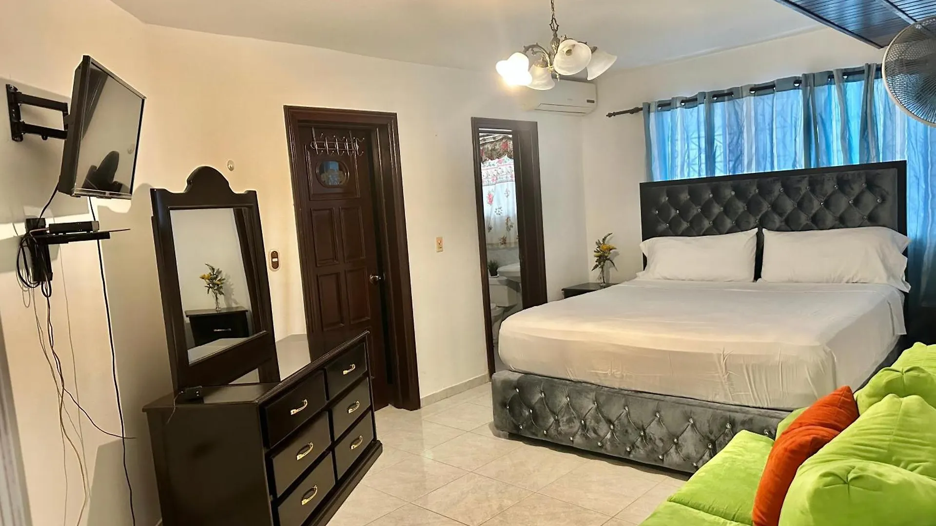 Mia Casa Alameda Apartment Santo Domingo