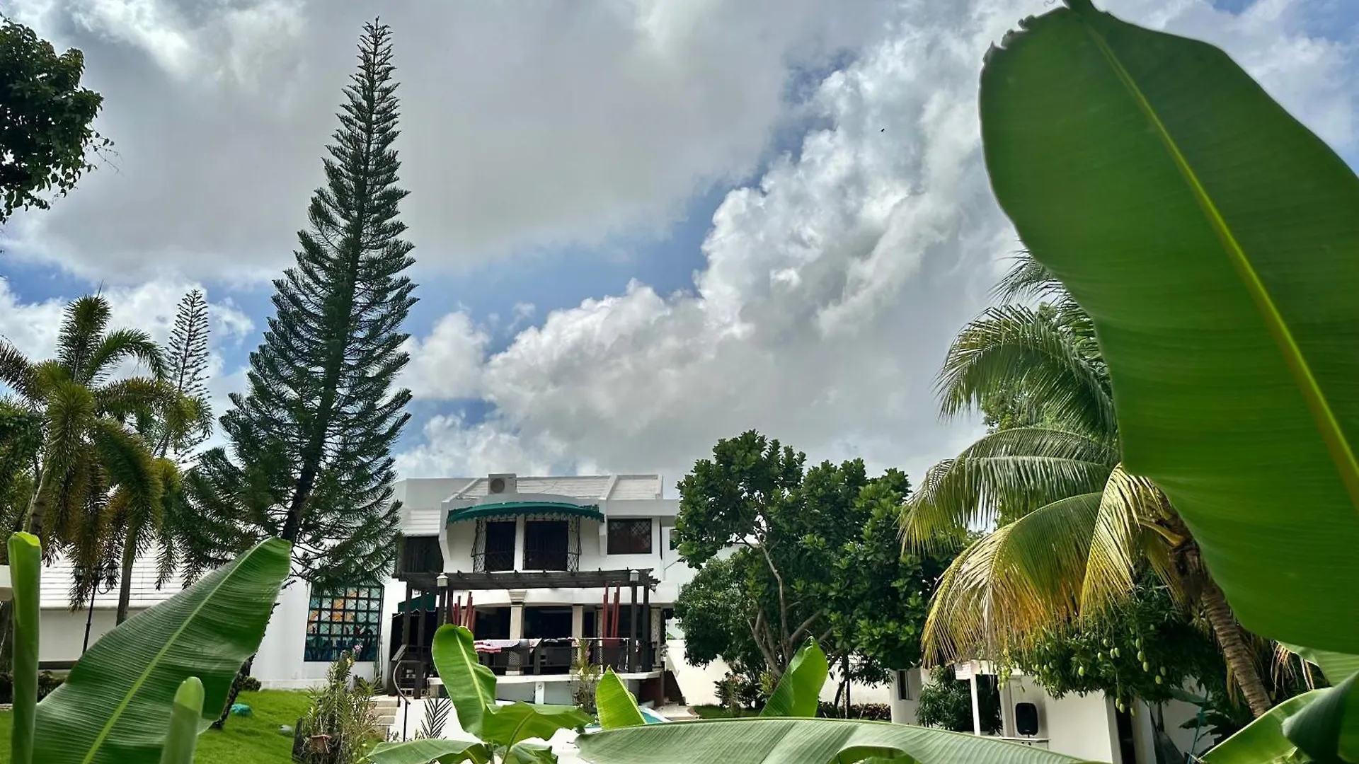 Homestay Mia Casa Alameda Apartment Santo Domingo