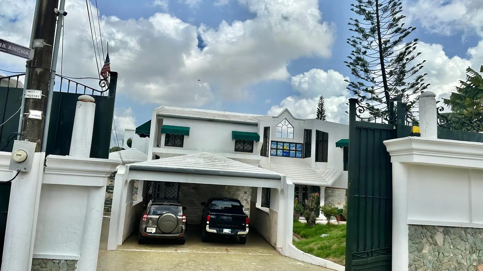Mia Casa Alameda location
